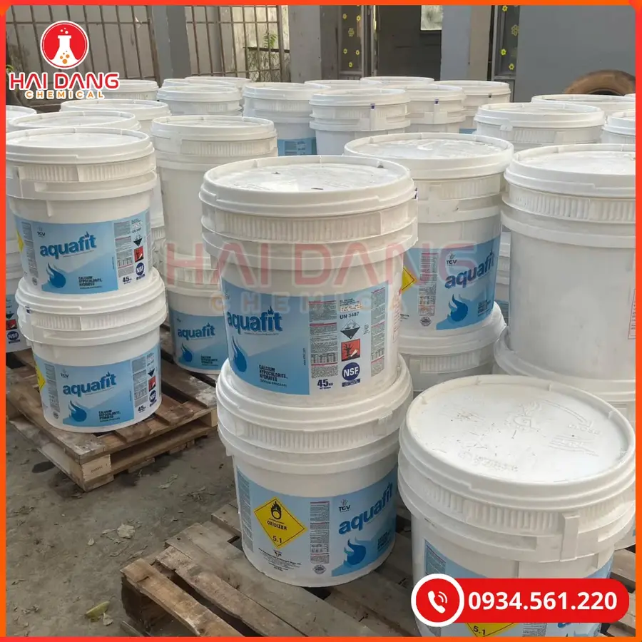 Chlorine Aquafit Thùng Lùn 70% Ấn Độ Ca(ClO)2 45kg/thùng Tại Quảng Ninh
