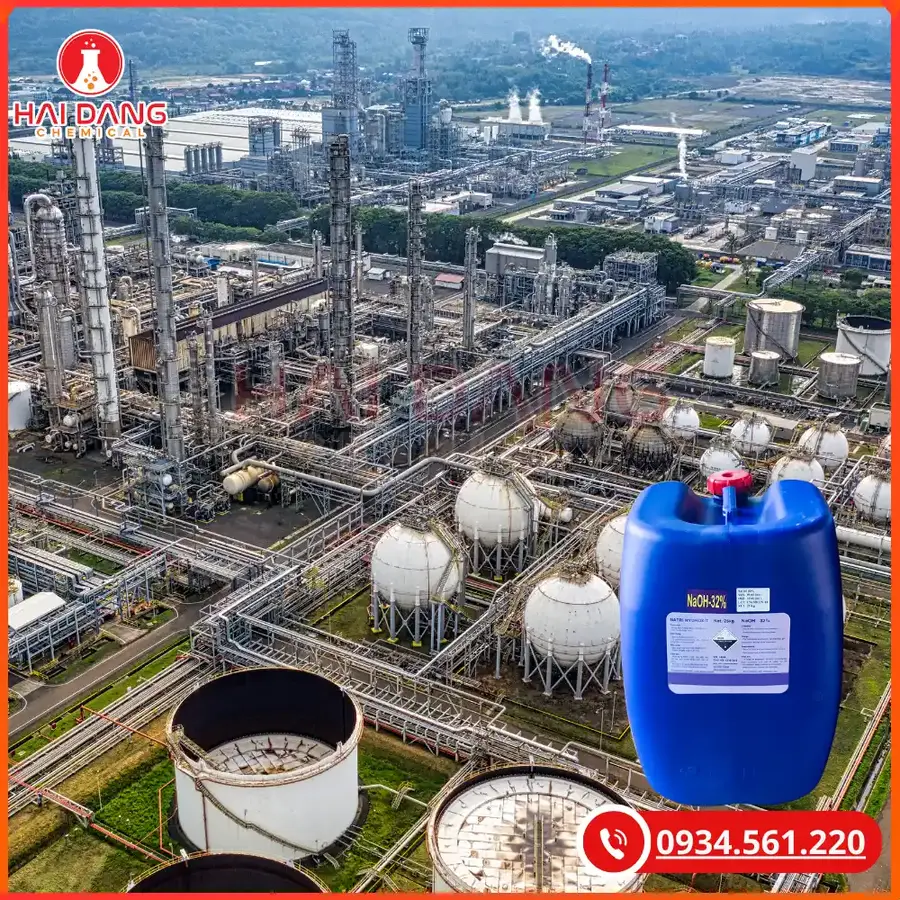 Xút Lỏng 32%-45% Việt Nam 30kg/can NaOH Tại Quảng Ninh