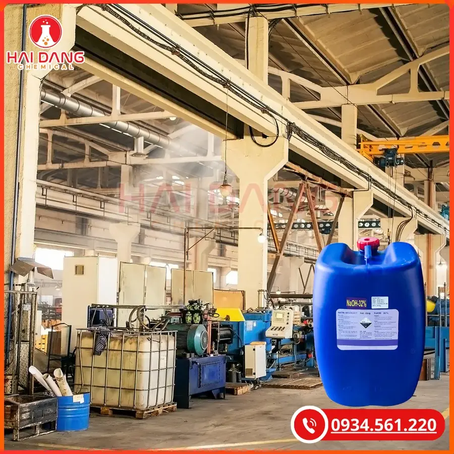 Xút Lỏng 32%-45% Việt Nam 30kg/can NaOH Tại Quảng Ninh